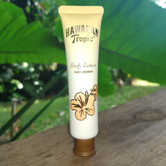 Hawaiian Tropic Silky Coconut 7 Pc Bath & Body Set - Coconut - Picture 2 of 9